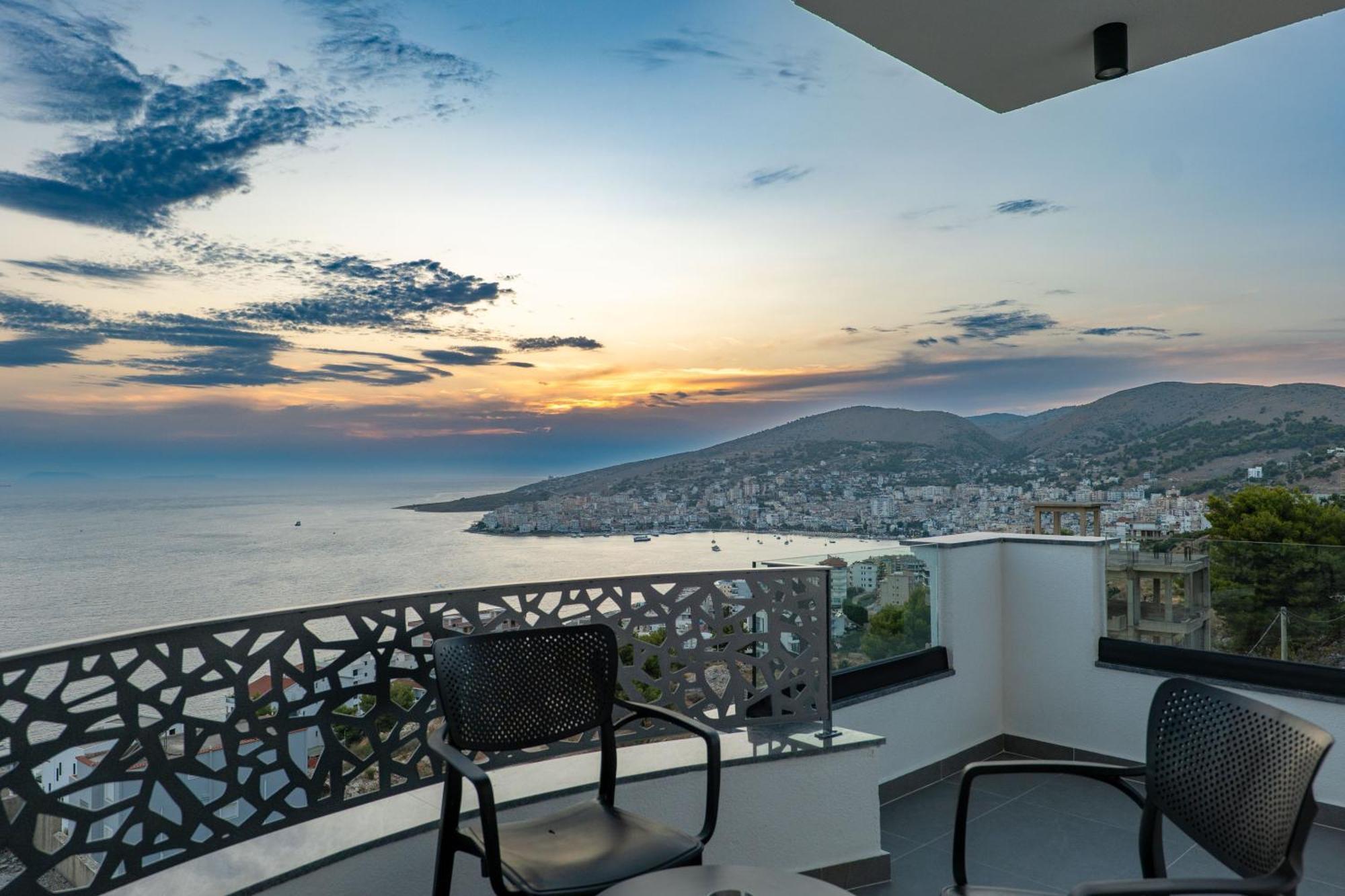 Arrei Hotel Sarandë Exterior foto