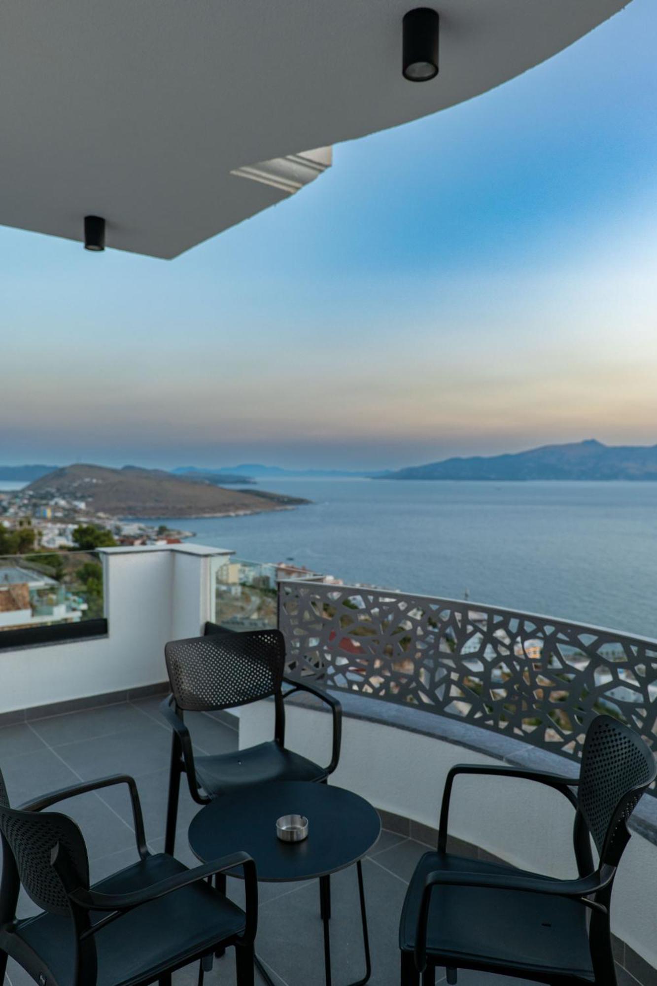 Arrei Hotel Sarandë Exterior foto