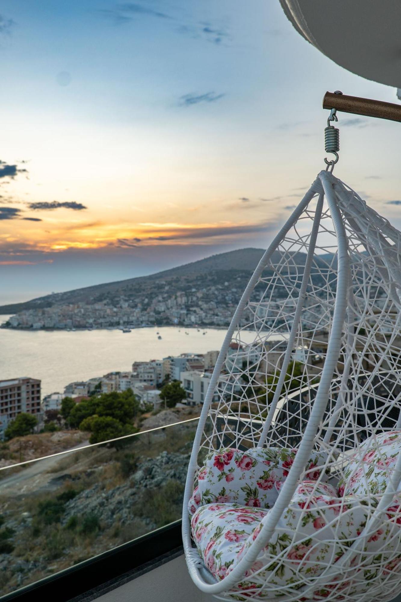 Arrei Hotel Sarandë Exterior foto