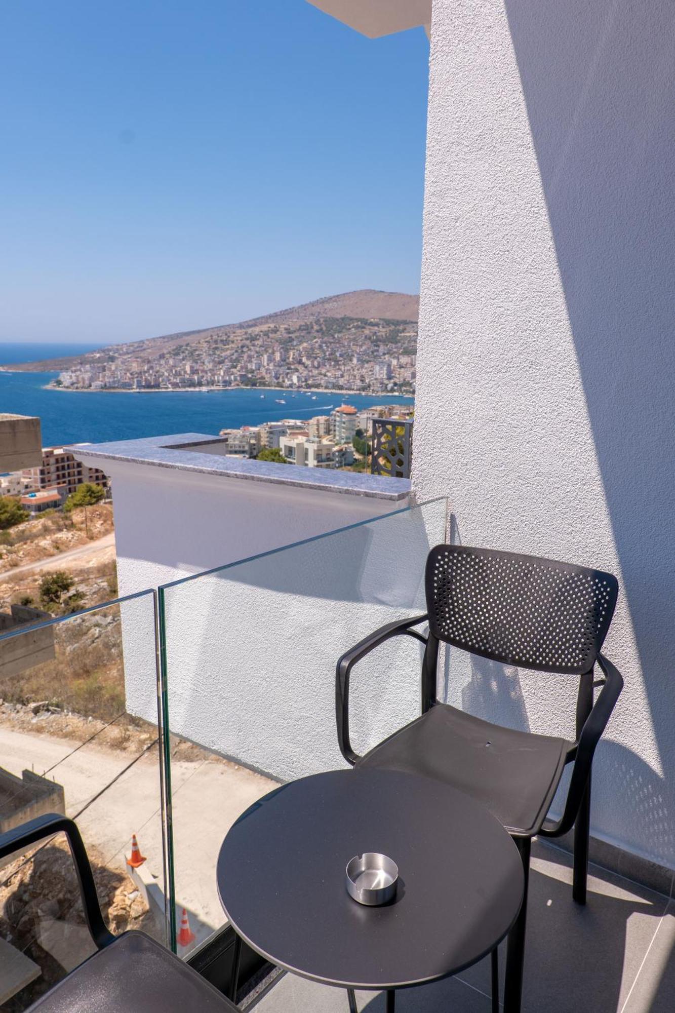 Arrei Hotel Sarandë Exterior foto