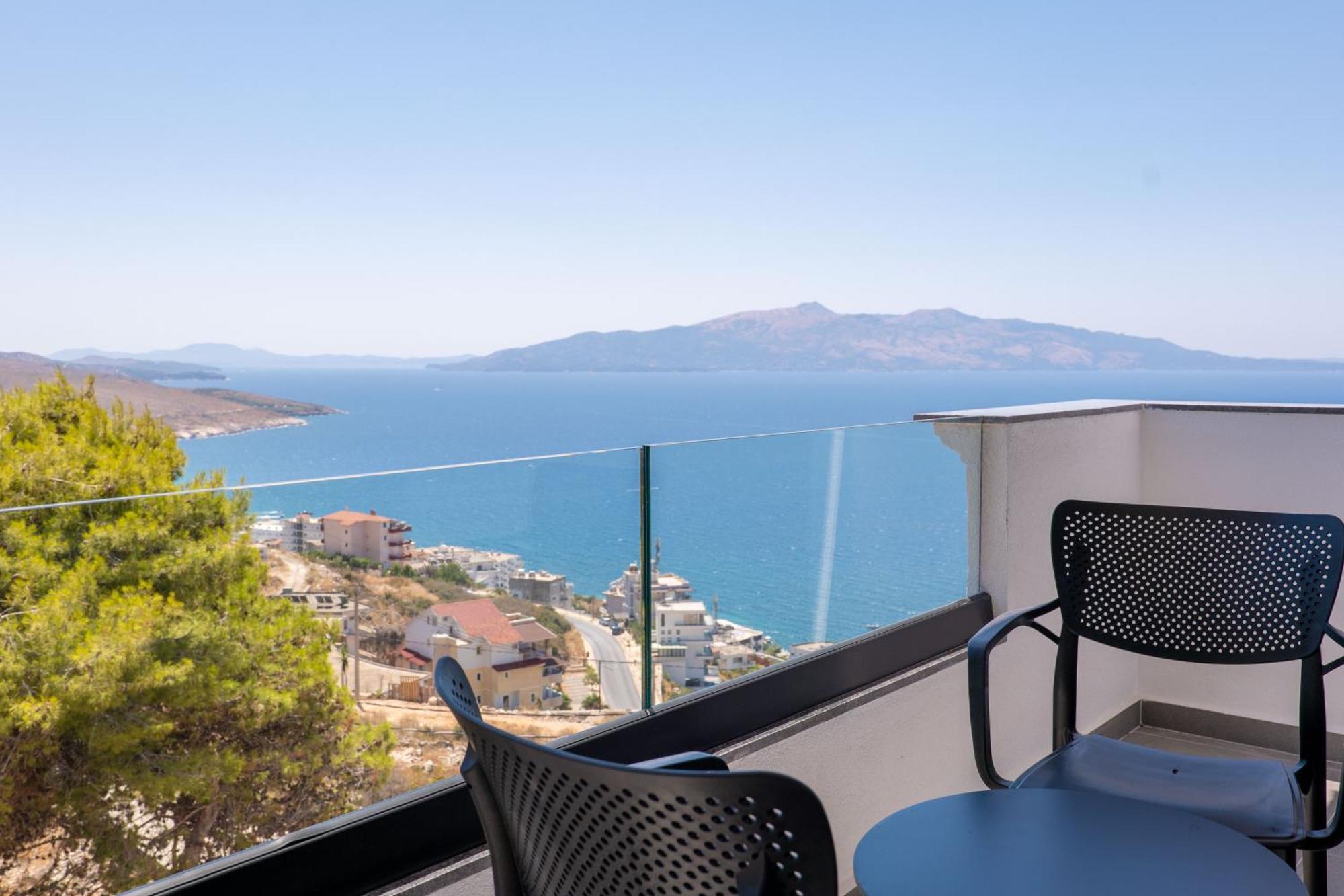 Arrei Hotel Sarandë Exterior foto